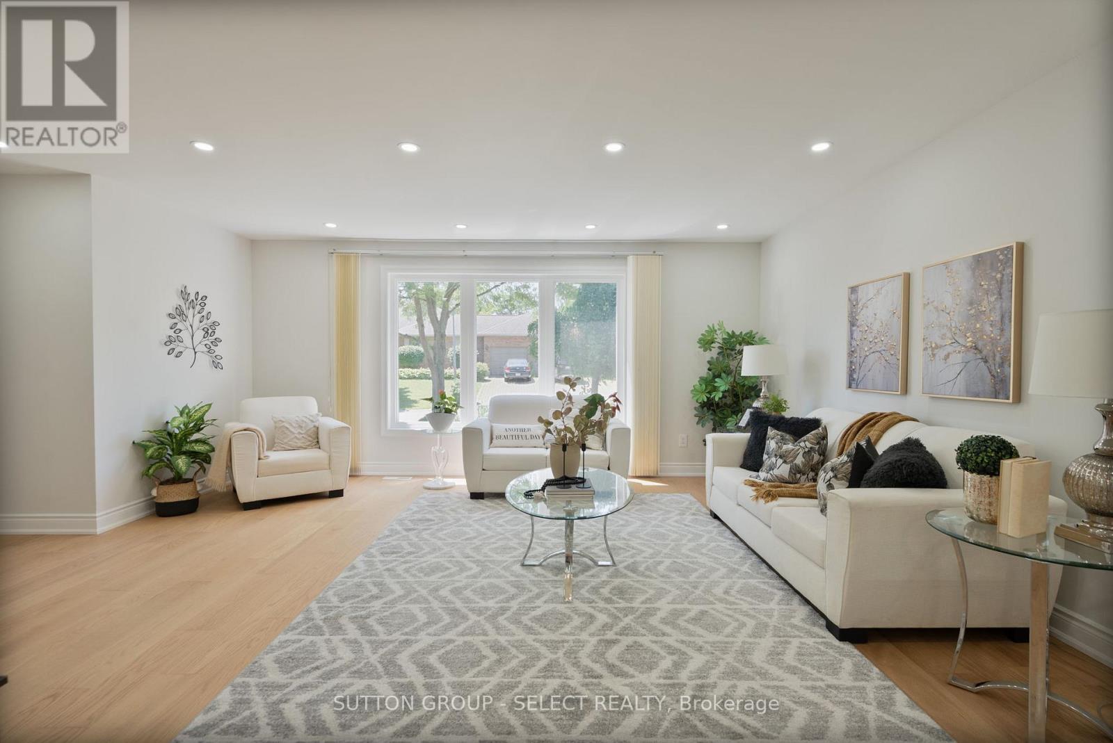 9 Ullswater Crescent, London North, Ontario  N6G 4L4 - Photo 8 - X12609088