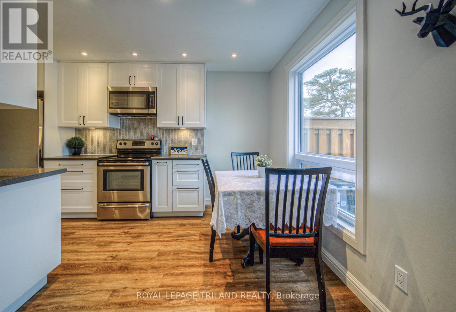 Unit #13 - 2700 Barton Street E, Hamilton, Ontario  L8E 2J7 - Photo 10 - X12609100