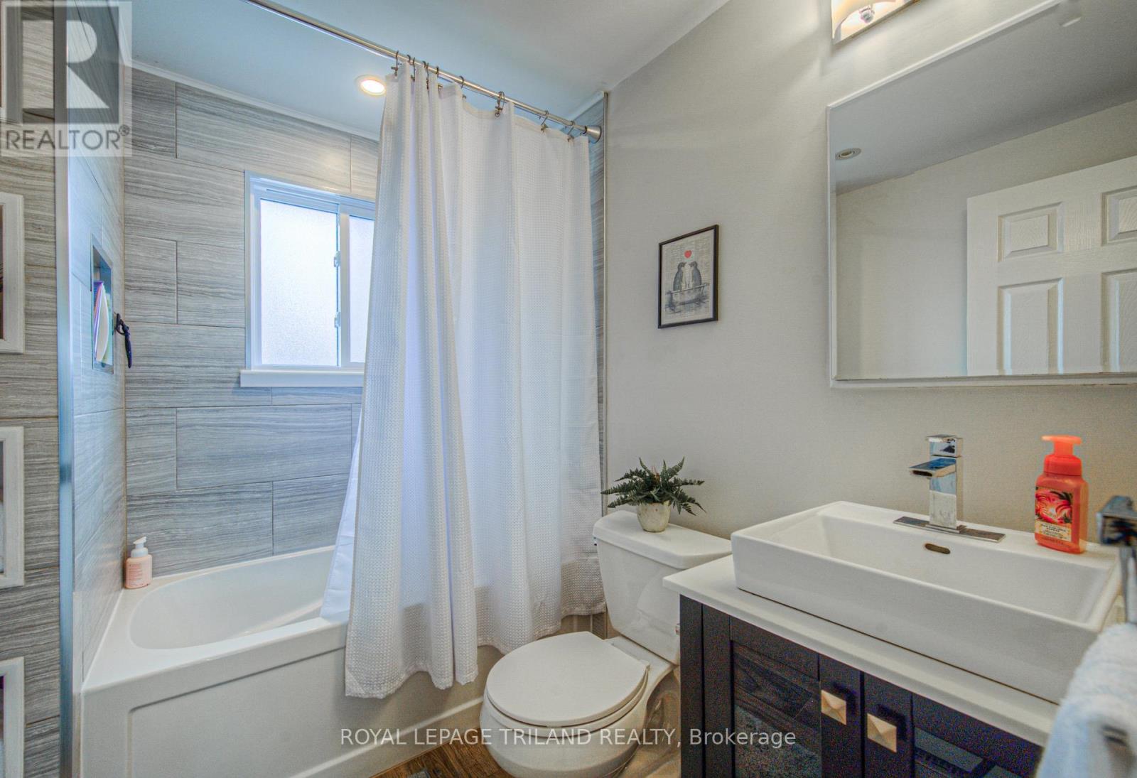 Unit #13 - 2700 Barton Street E, Hamilton, Ontario  L8E 2J7 - Photo 23 - X12609100