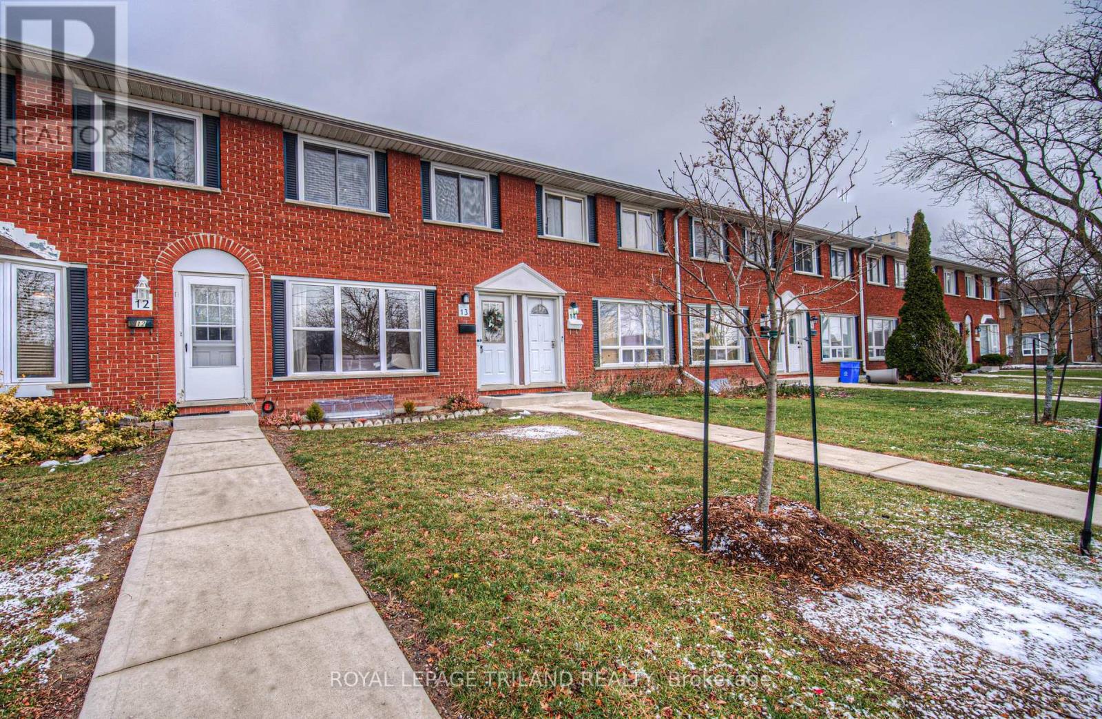 Unit #13 - 2700 Barton Street E, Hamilton, Ontario  L8E 2J7 - Photo 3 - X12609100