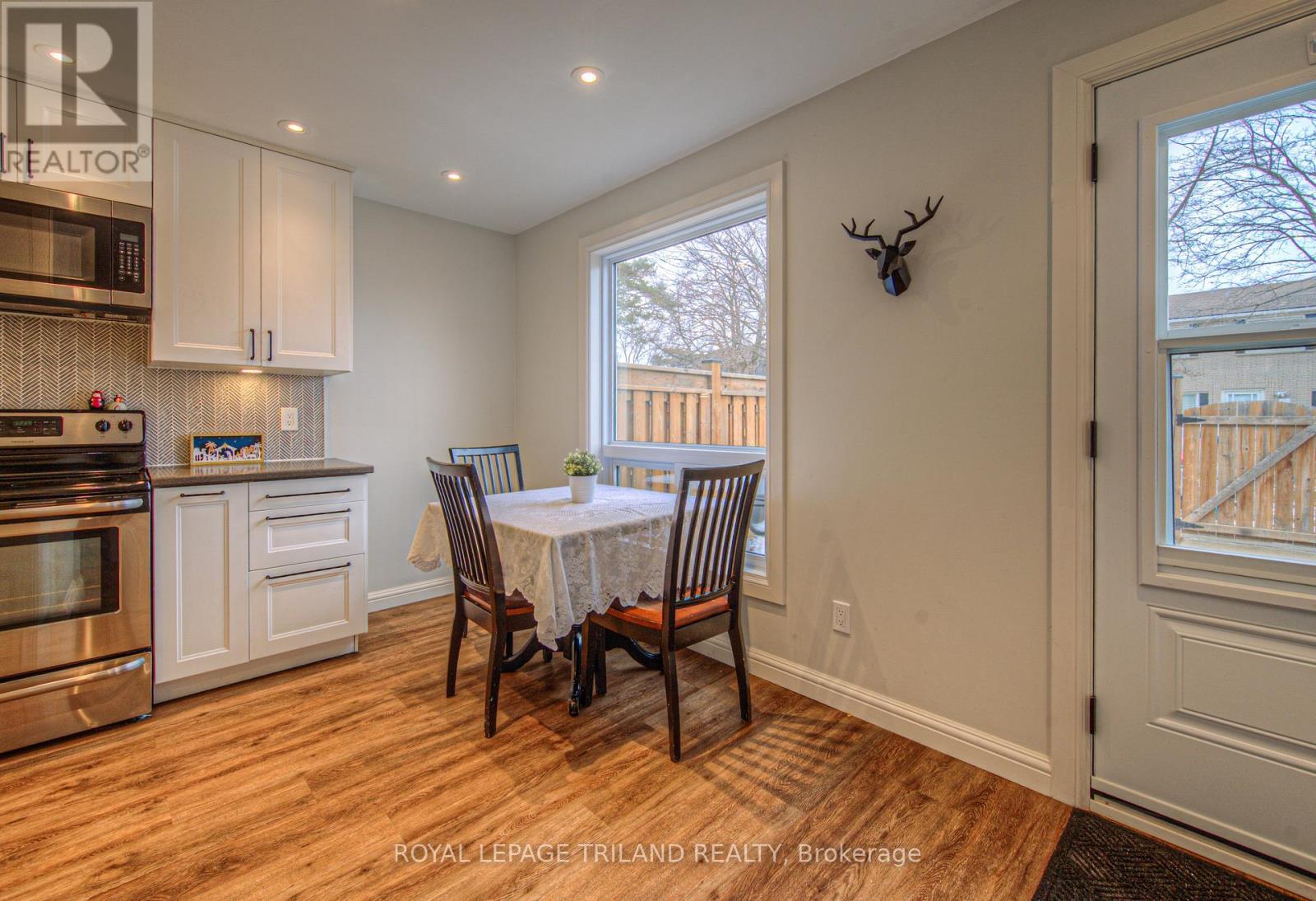 Unit #13 - 2700 Barton Street E, Hamilton, Ontario  L8E 2J7 - Photo 9 - X12609100