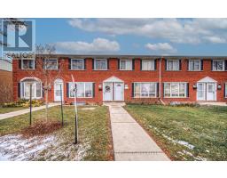 UNIT #13 - 2700 BARTON STREET E, Hamilton, Ontario