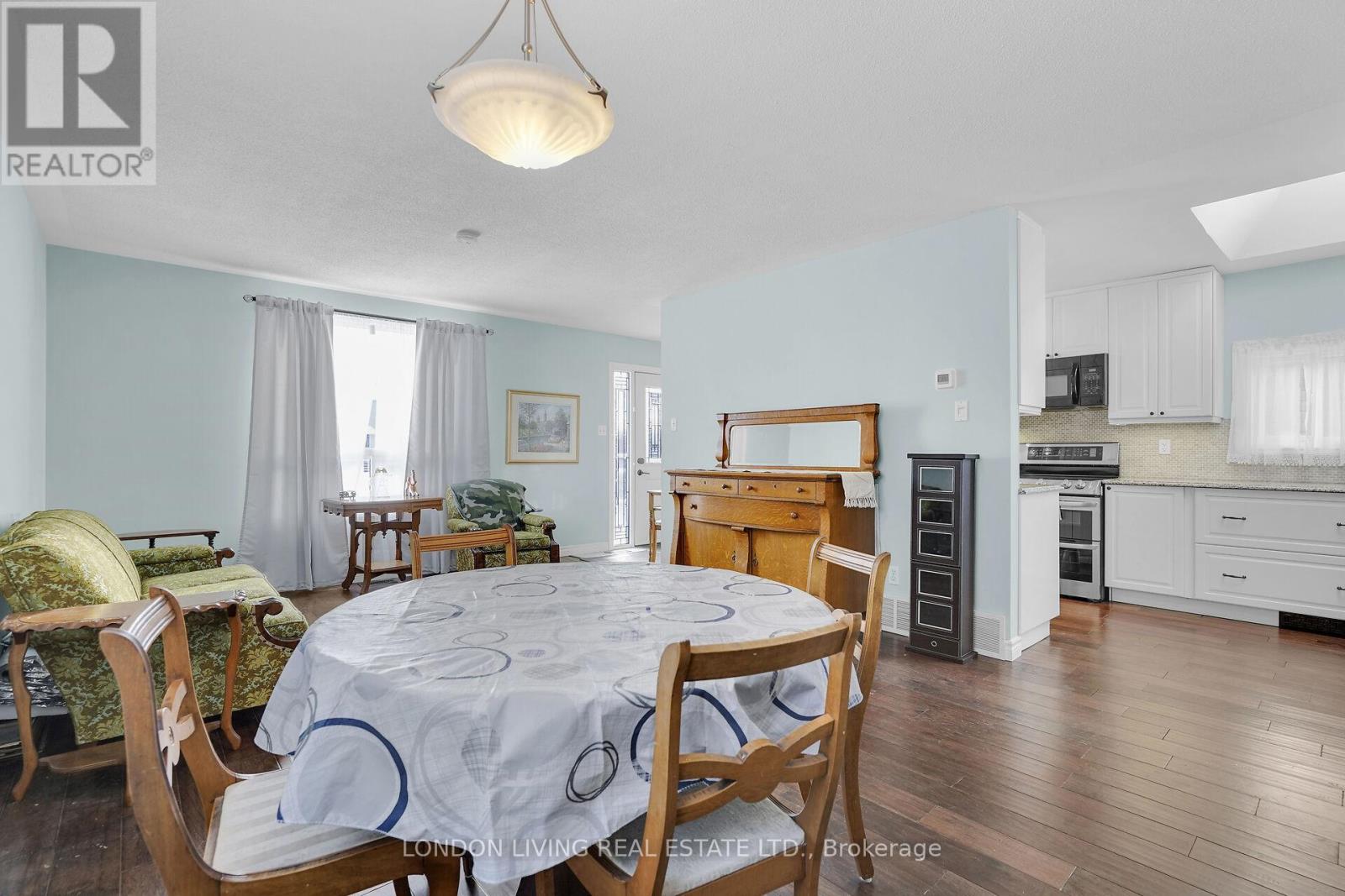 56 Sundridge Court, London South, Ontario  N5Z 4R5 - Photo 13 - X12609210