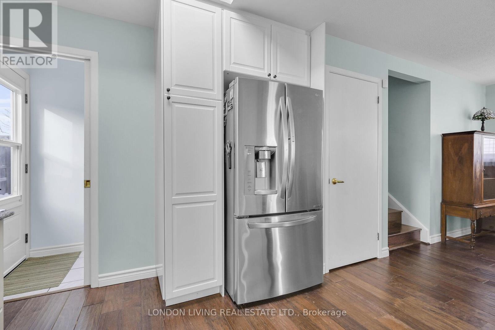 56 Sundridge Court, London South, Ontario  N5Z 4R5 - Photo 19 - X12609210