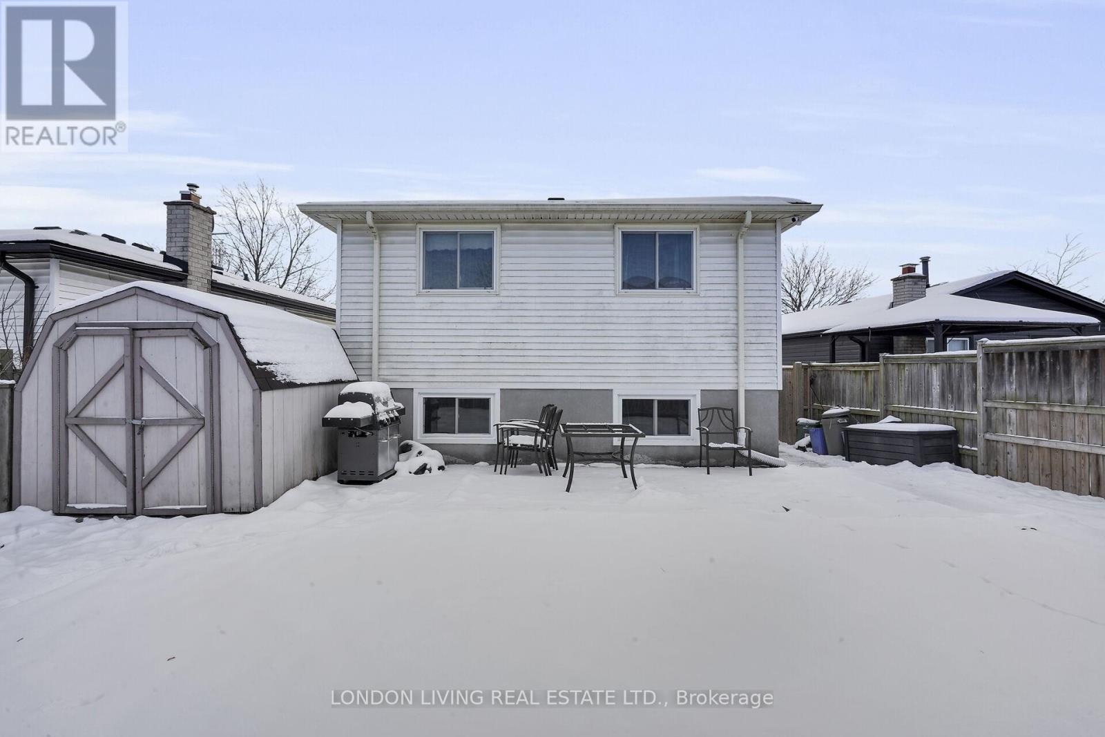 56 Sundridge Court, London South (South T), Ontario  N5Z 4R5 - Photo 43 - X12609210