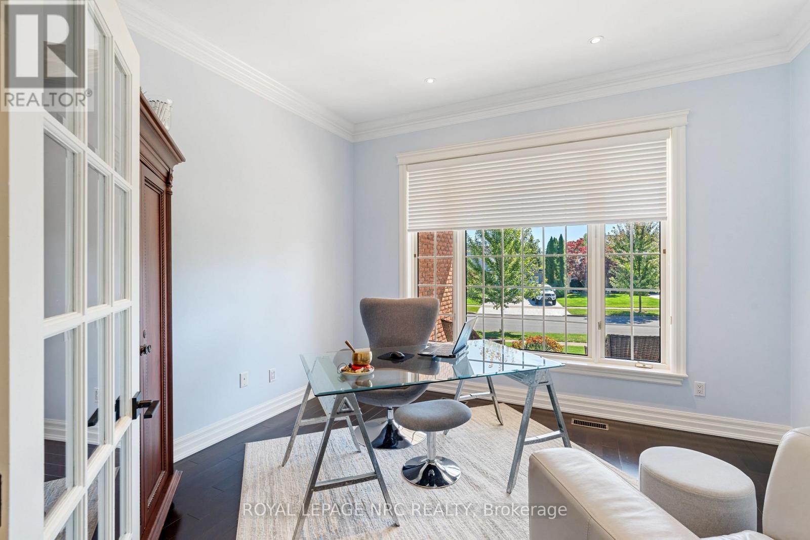 3505 Matthews Drive, Niagara Falls (Mt. Carmel), Ontario  L2H 2Z4 - Photo 14 - X12428233