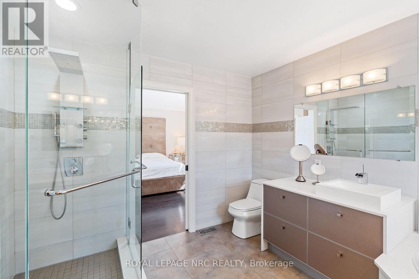 3505 Matthews Drive, Niagara Falls (Mt. Carmel), Ontario  L2H 2Z4 - Photo 13 - X12428233