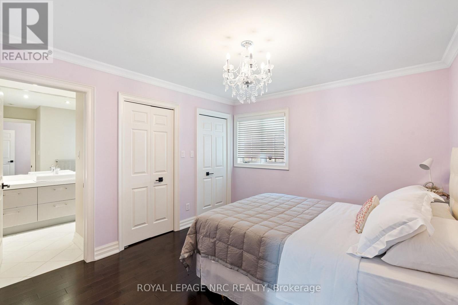 3505 Matthews Drive, Niagara Falls (Mt. Carmel), Ontario  L2H 2Z4 - Photo 16 - X12428233