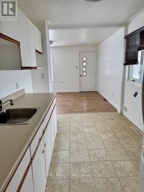 499 Hemlock Street, Timmins, Ontario  P4N 6T6 - Photo 3 - T12609168