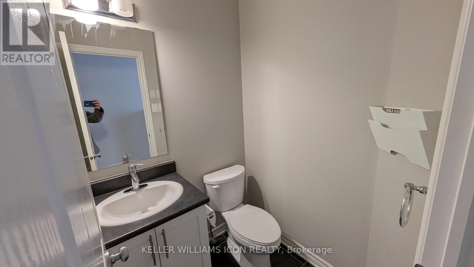 932 Fletcher Circle, Ottawa, Ontario  K2T 0B7 - Photo 5 - X12609102