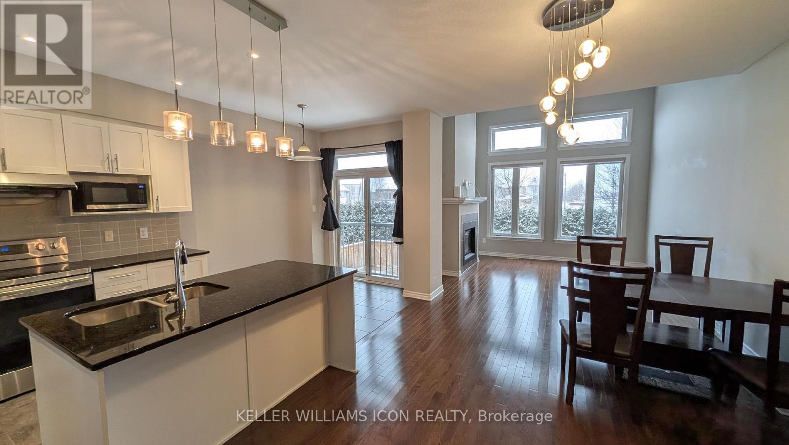 932 Fletcher Circle, Ottawa, Ontario  K2T 0B7 - Photo 9 - X12609102