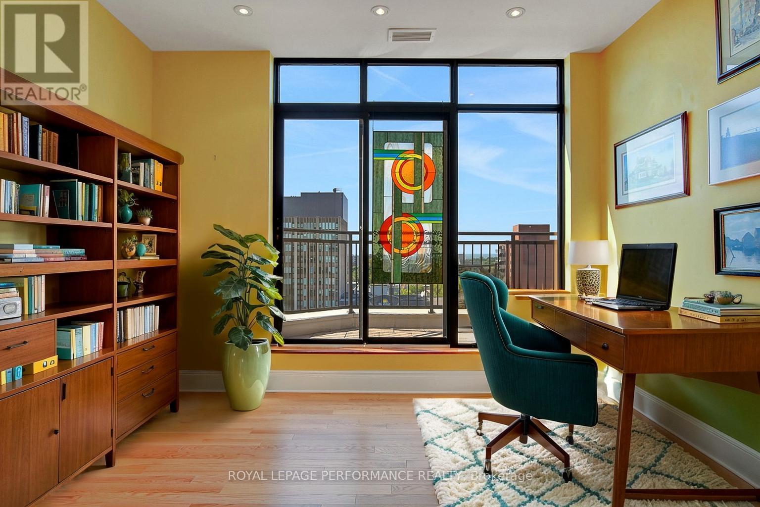 Ph2 - 260 Besserer Street, Ottawa, Ontario  K1N 1J3 - Photo 10 - X12609232