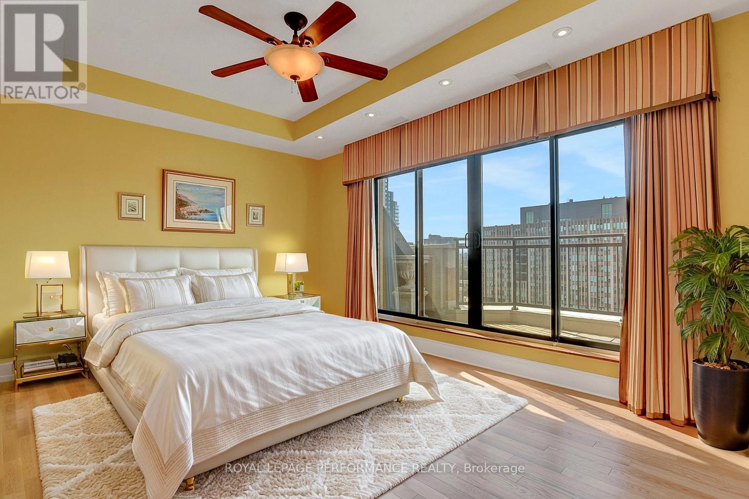 Ph2 - 260 Besserer Street, Ottawa, Ontario  K1N 1J3 - Photo 11 - X12609232