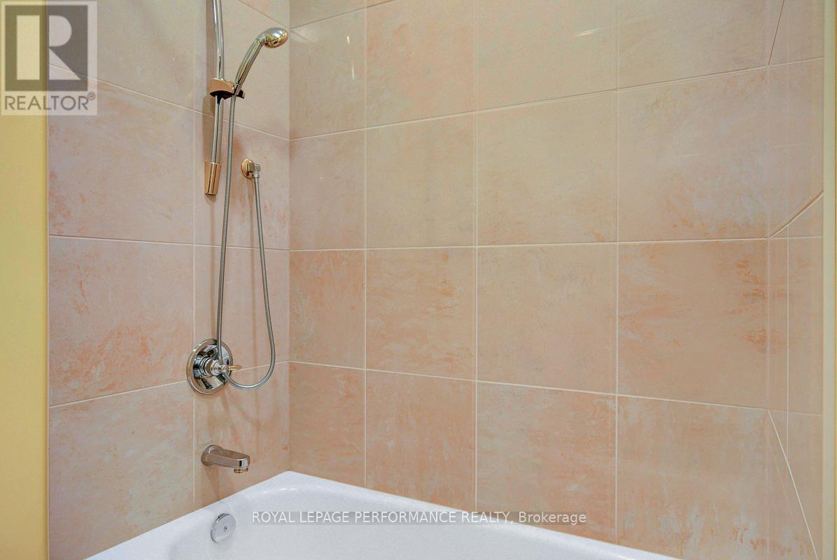 Ph2 - 260 Besserer Street, Ottawa, Ontario  K1N 1J3 - Photo 16 - X12609232