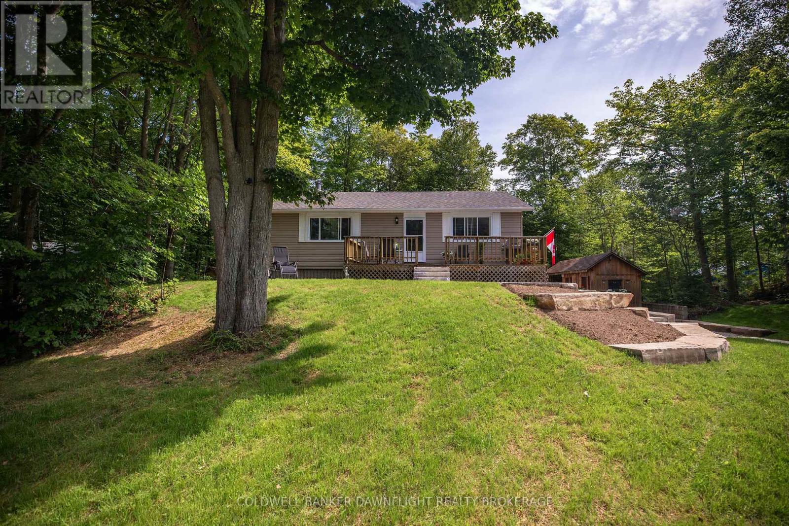 25 Emerson Avenue, South Bruce Peninsula, Ontario  N0H 2G0 - Photo 2 - X12605062