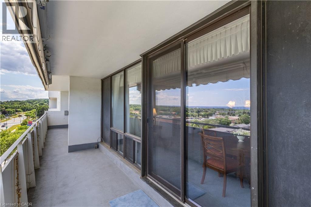 2055 Upper Middle Road Unit# 805, Burlington, Ontario  L7P 3P4 - Photo 23 - 40757237