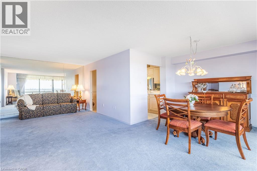 2055 Upper Middle Road Unit# 805, Burlington, Ontario  L7P 3P4 - Photo 7 - 40757237