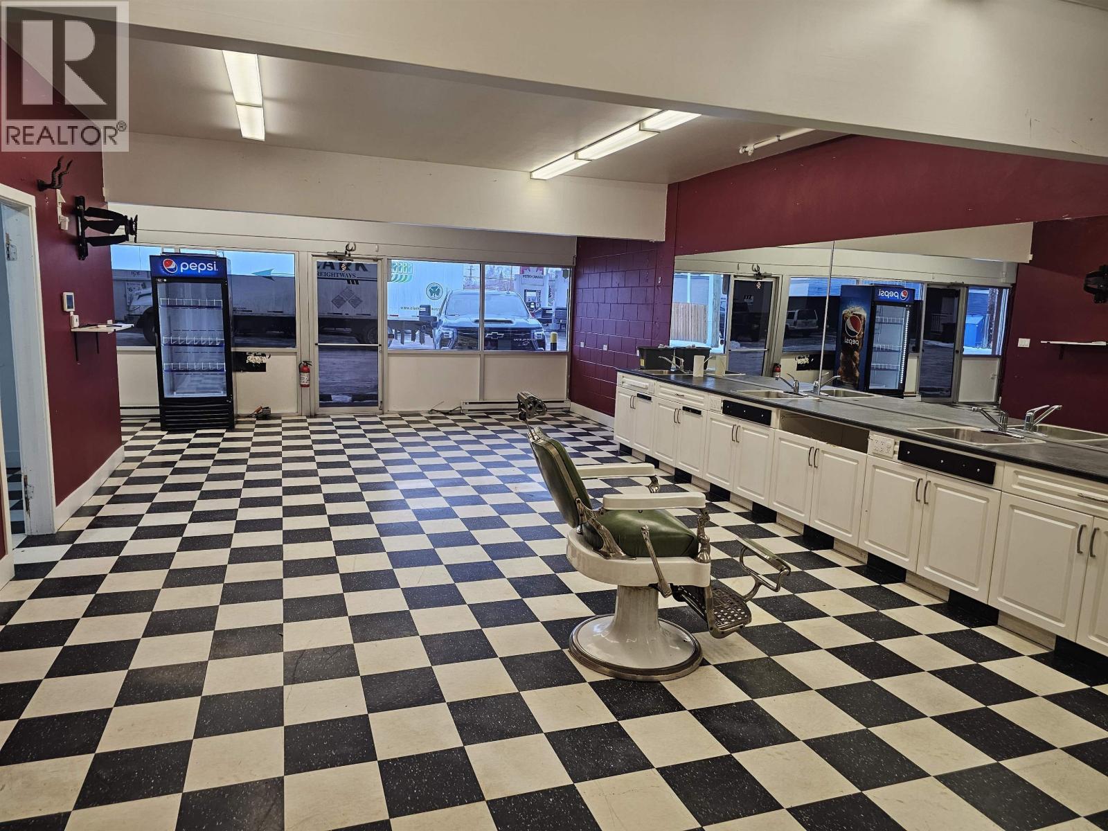 474 Douglas Street, Prince George, British Columbia  V2M 2M1 - Photo 2 - C8074298