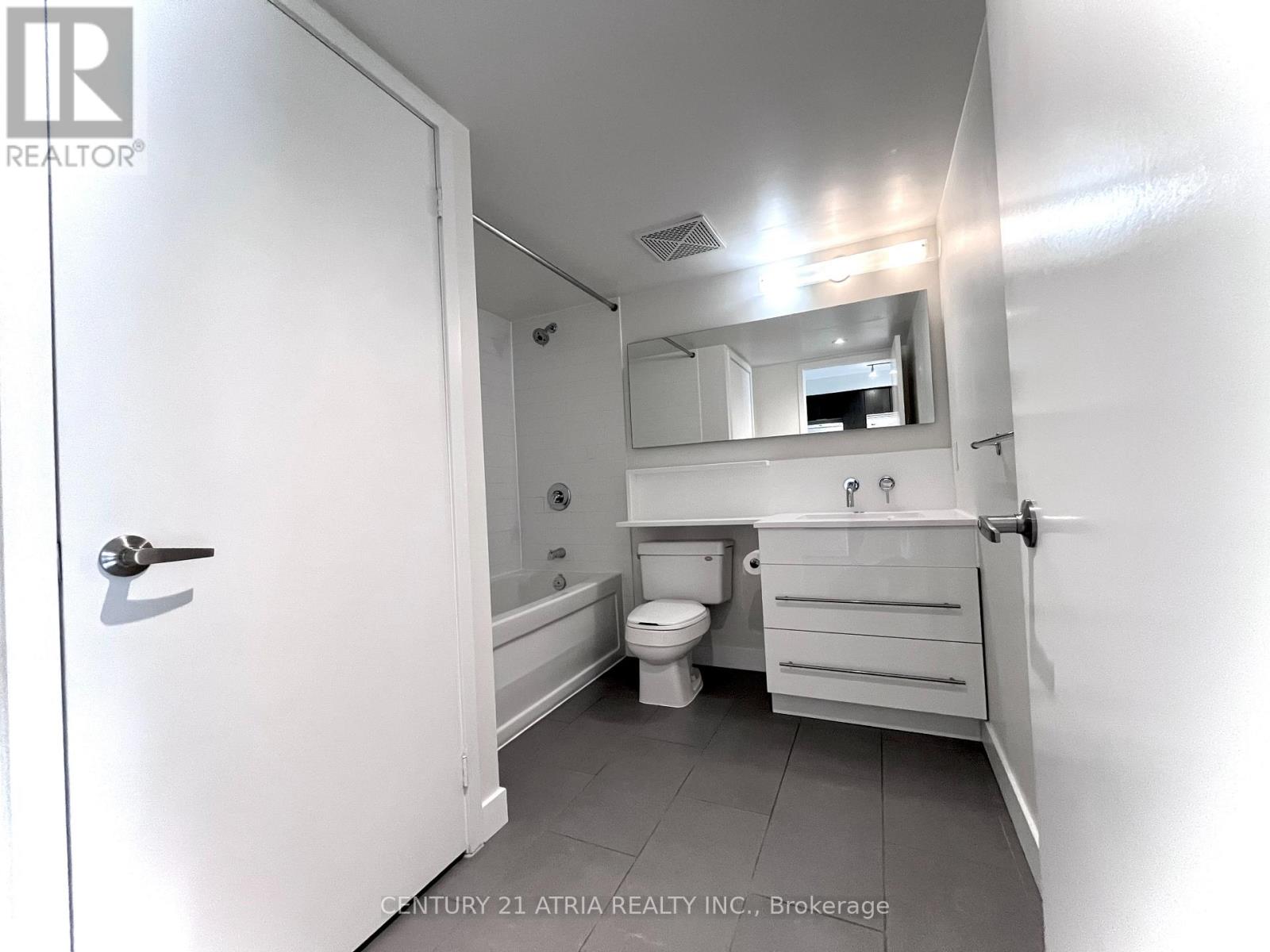 605 - 15 Fort York Boulevard, Toronto, Ontario  M5V 3Y4 - Photo 12 - C12609080