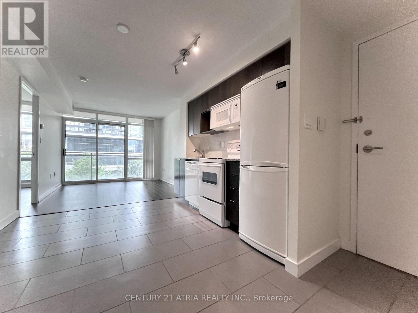 605 - 15 Fort York Boulevard, Toronto, Ontario  M5V 3Y4 - Photo 8 - C12609080