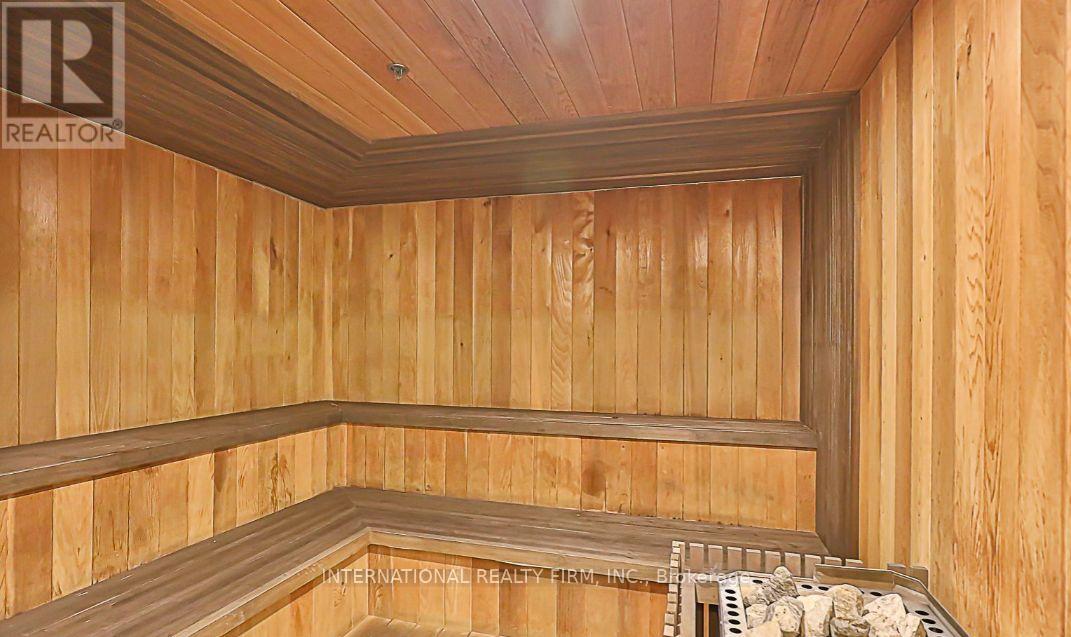 4216 - 11 Brunel Court, Toronto, Ontario  M5V 3Y3 - Photo 11 - C12609090