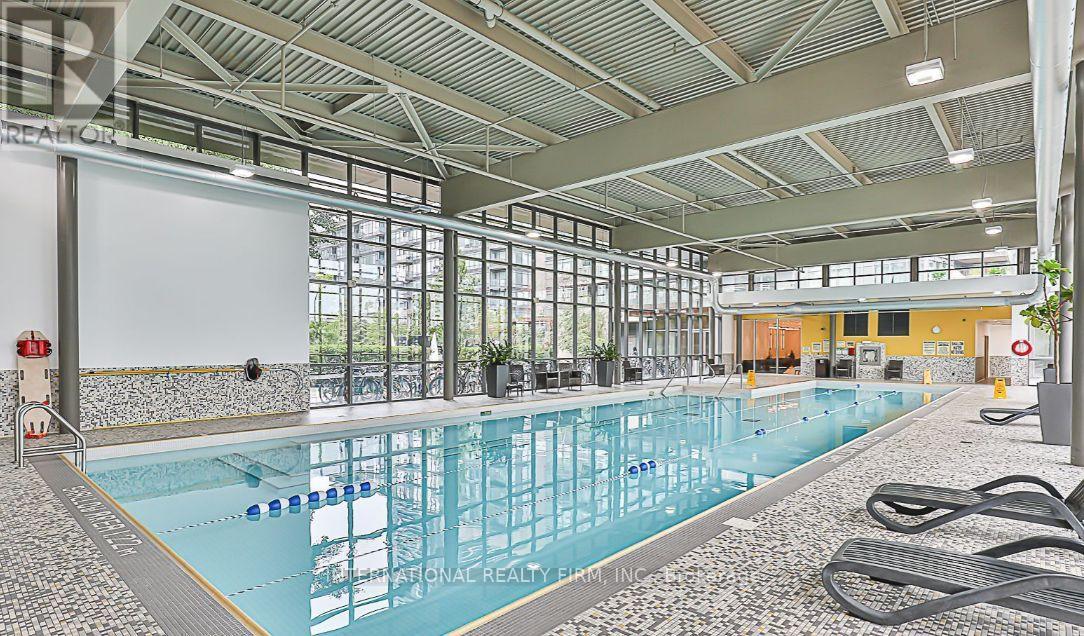 4216 - 11 Brunel Court, Toronto, Ontario  M5V 3Y3 - Photo 12 - C12609090