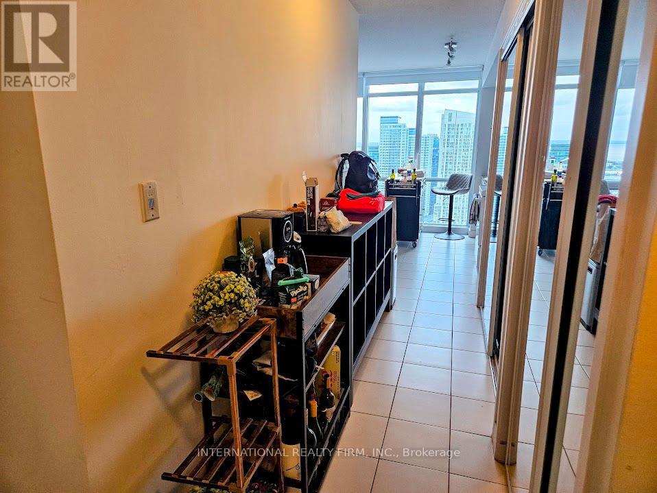 4216 - 11 Brunel Court, Toronto, Ontario  M5V 3Y3 - Photo 14 - C12609090