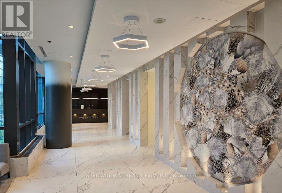 4216 - 11 Brunel Court, Toronto, Ontario  M5V 3Y3 - Photo 5 - C12609090