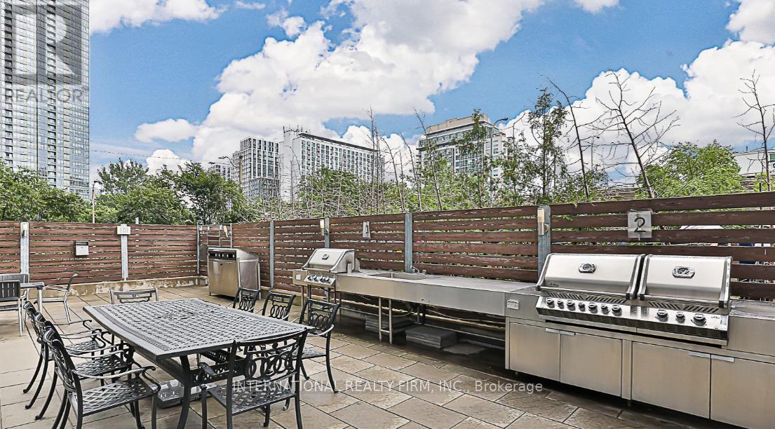 4216 - 11 Brunel Court, Toronto, Ontario  M5V 3Y3 - Photo 8 - C12609090