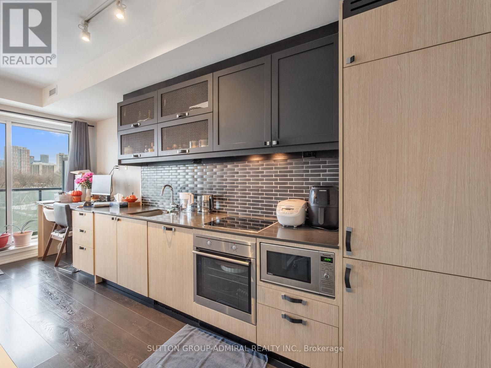 406 - 783 Bathurst Street, Toronto, Ontario  M5S 1Z5 - Photo 4 - C12609098