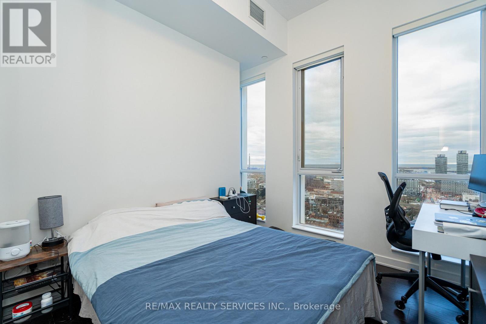 2905 - 55 Regent Park Boulevard, Toronto (Regent Park), Ontario  M5A 3H6 - Photo 17 - C12609104