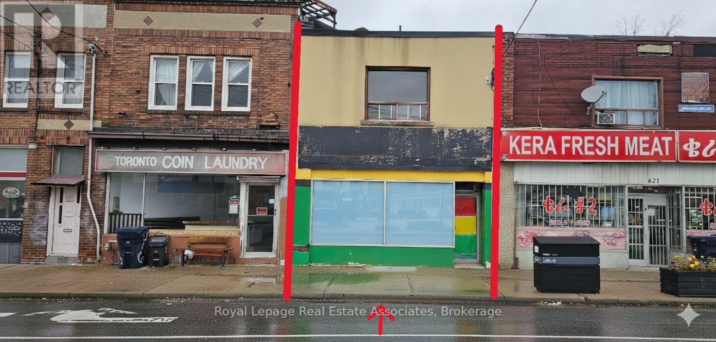 625 VAUGHAN ROAD, Toronto, Ontario