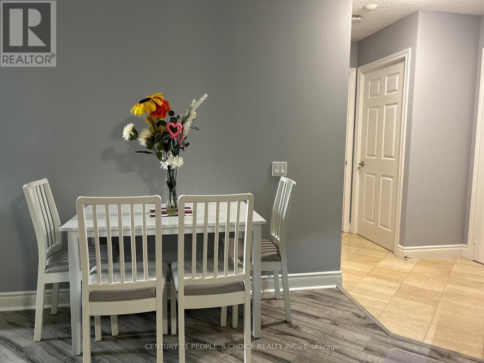 1124 - 80 Harrison Garden Boulevard, Toronto (Willowdale East), Ontario  M2N 7E3 - Photo 4 - C12609142