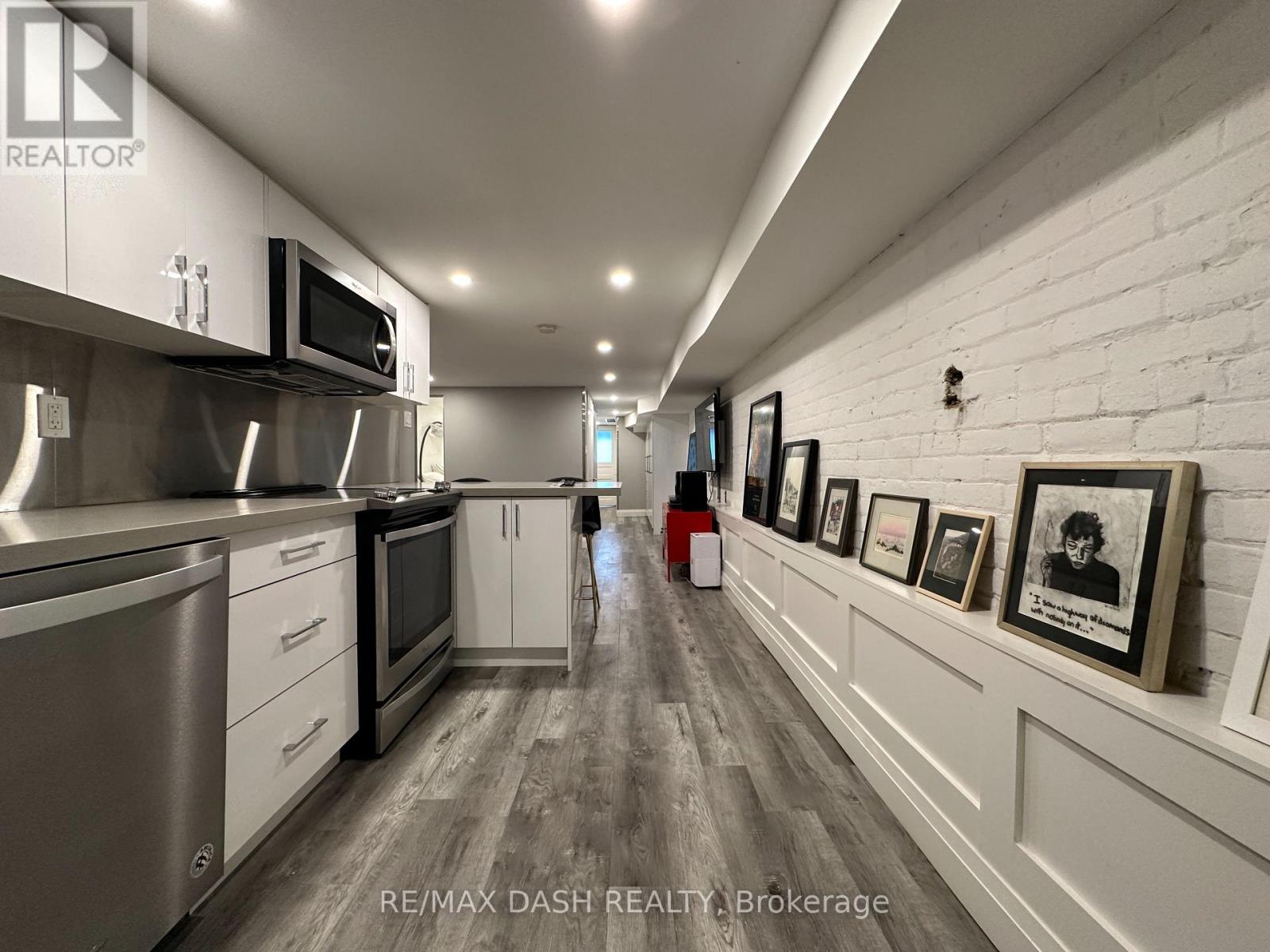 Bsmt - 725 Palmerston Avenue W, Toronto, Ontario  M6G 2P6 - Photo 20 - C12609172