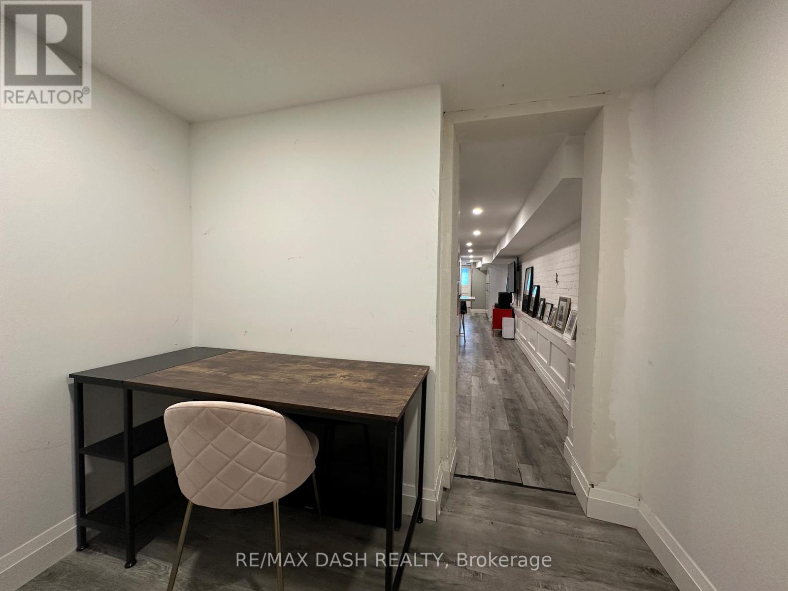 Bsmt - 725 Palmerston Avenue W, Toronto, Ontario  M6G 2P6 - Photo 21 - C12609172