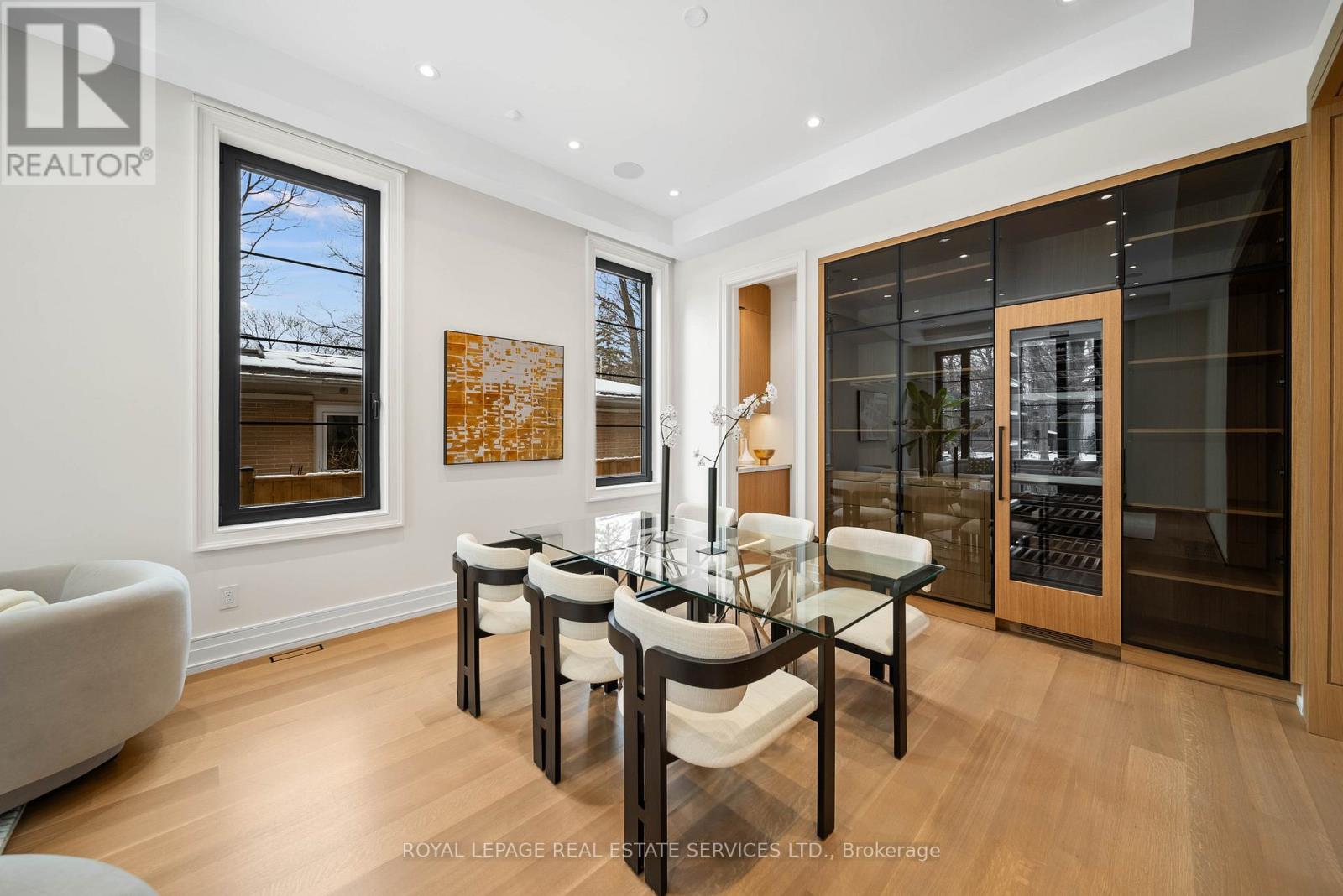 4 Waxwing Place, Toronto, Ontario  M3C 1N6 - Photo 6 - C12609188