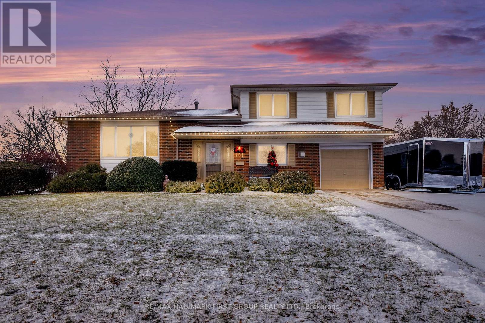 101 Dreyer Drive, Ajax (South East), Ontario  L1S 1J3 - Photo 1 - E12609074