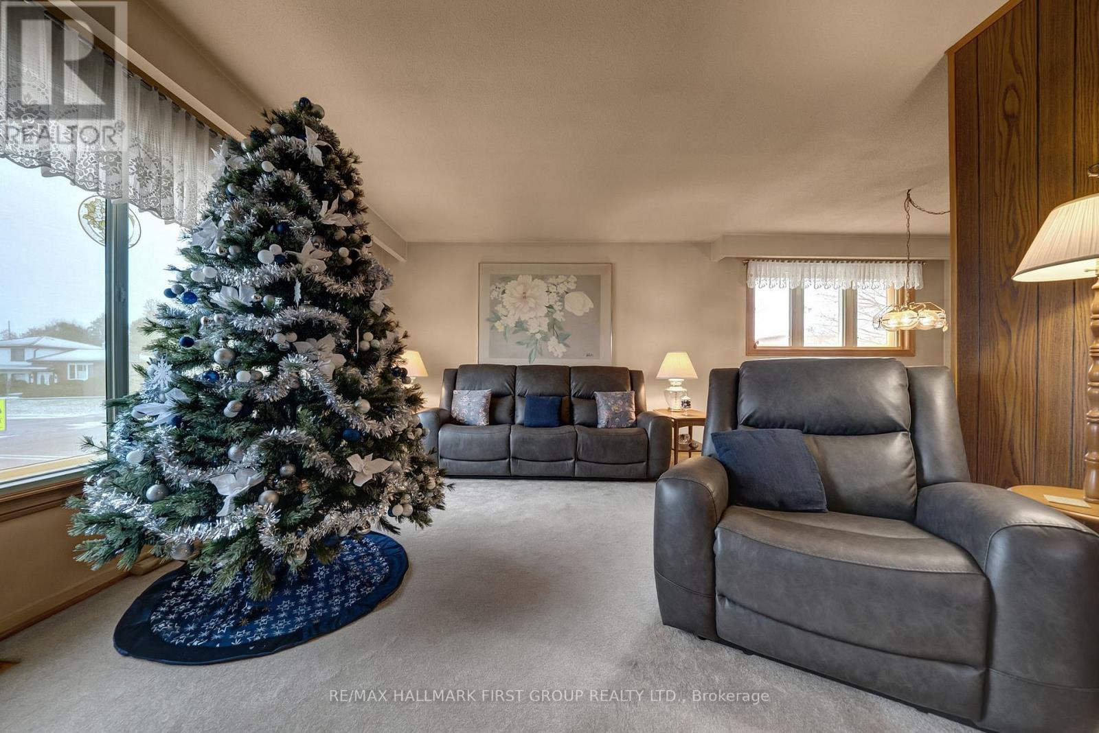 101 Dreyer Drive, Ajax (South East), Ontario  L1S 1J3 - Photo 10 - E12609074