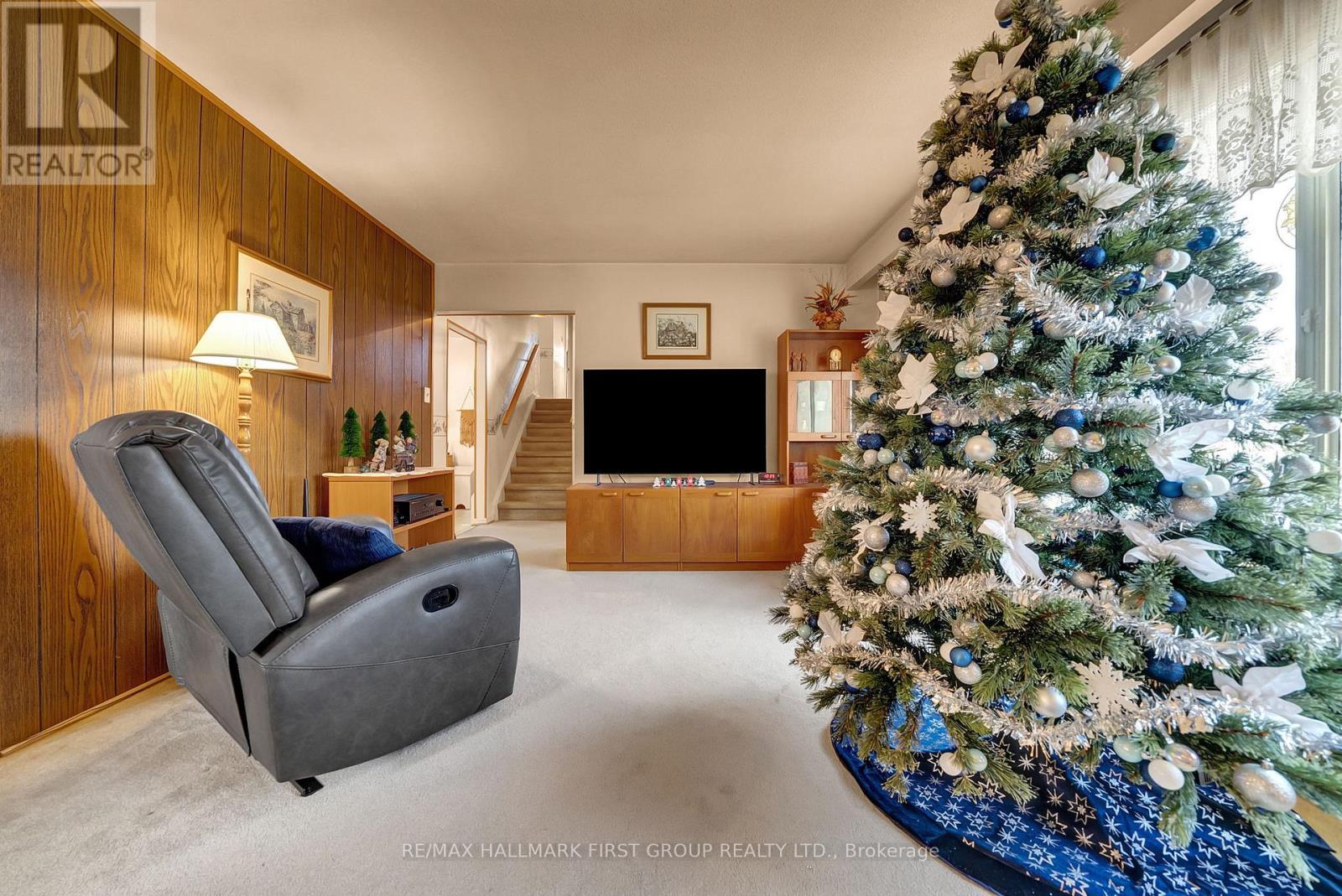 101 Dreyer Drive, Ajax (South East), Ontario  L1S 1J3 - Photo 11 - E12609074