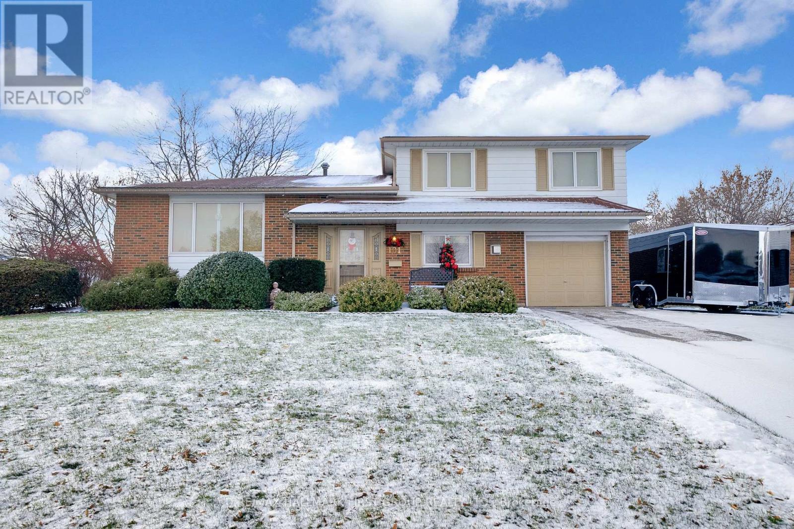 101 Dreyer Drive, Ajax (South East), Ontario  L1S 1J3 - Photo 2 - E12609074