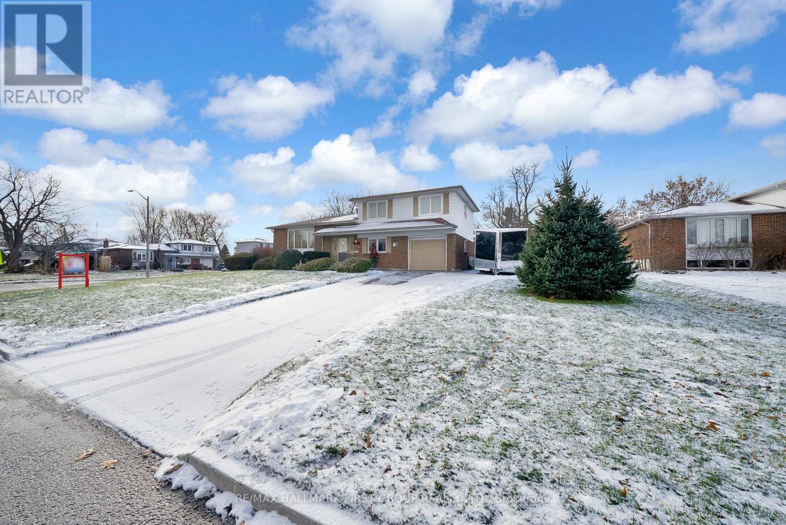 101 Dreyer Drive, Ajax (South East), Ontario  L1S 1J3 - Photo 29 - E12609074