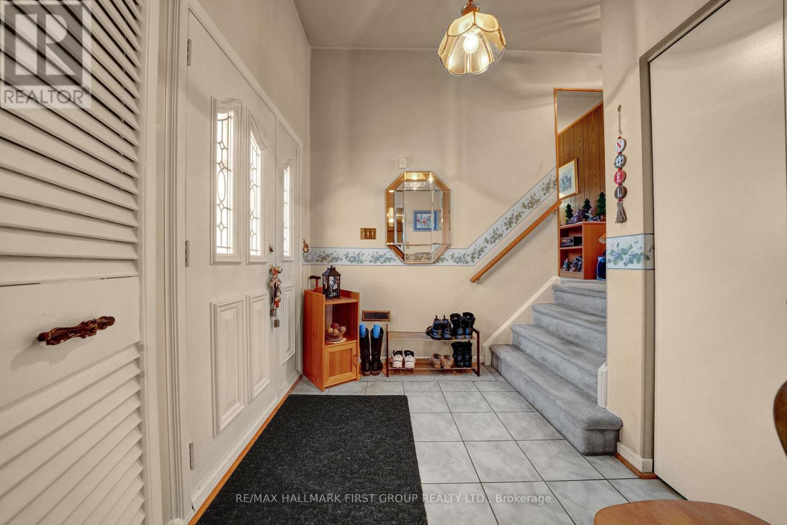 101 Dreyer Drive, Ajax (South East), Ontario  L1S 1J3 - Photo 3 - E12609074