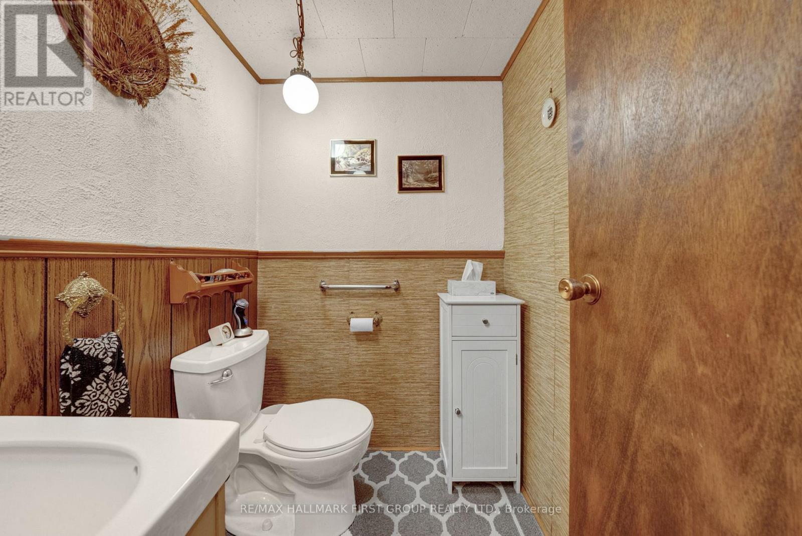 101 Dreyer Drive, Ajax (South East), Ontario  L1S 1J3 - Photo 6 - E12609074