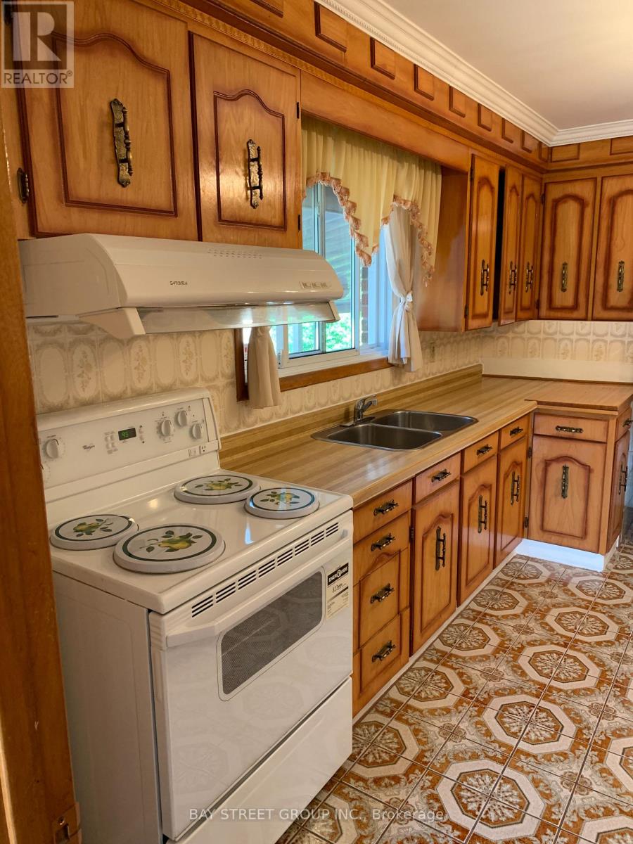 Main - 126 Cass Avenue, Toronto, Ontario  M1T 2B6 - Photo 11 - E12609162