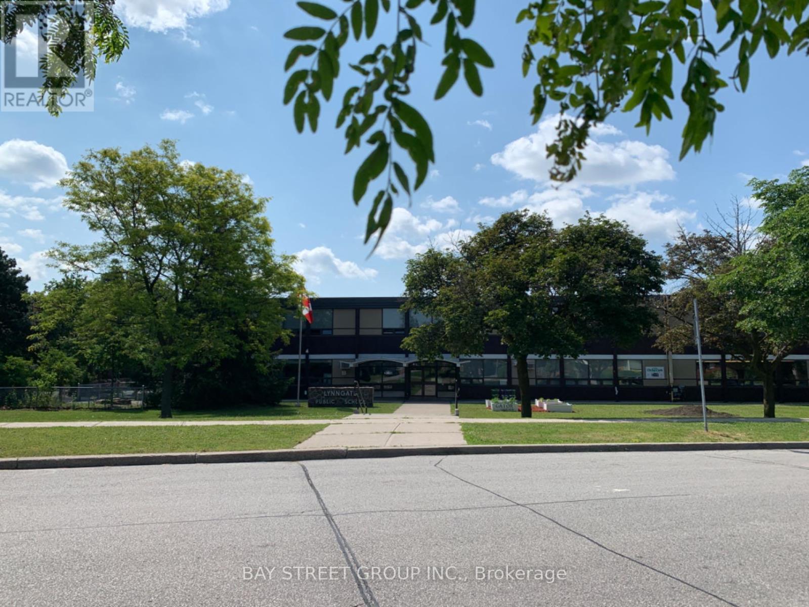 Main - 126 Cass Avenue, Toronto, Ontario  M1T 2B6 - Photo 29 - E12609162