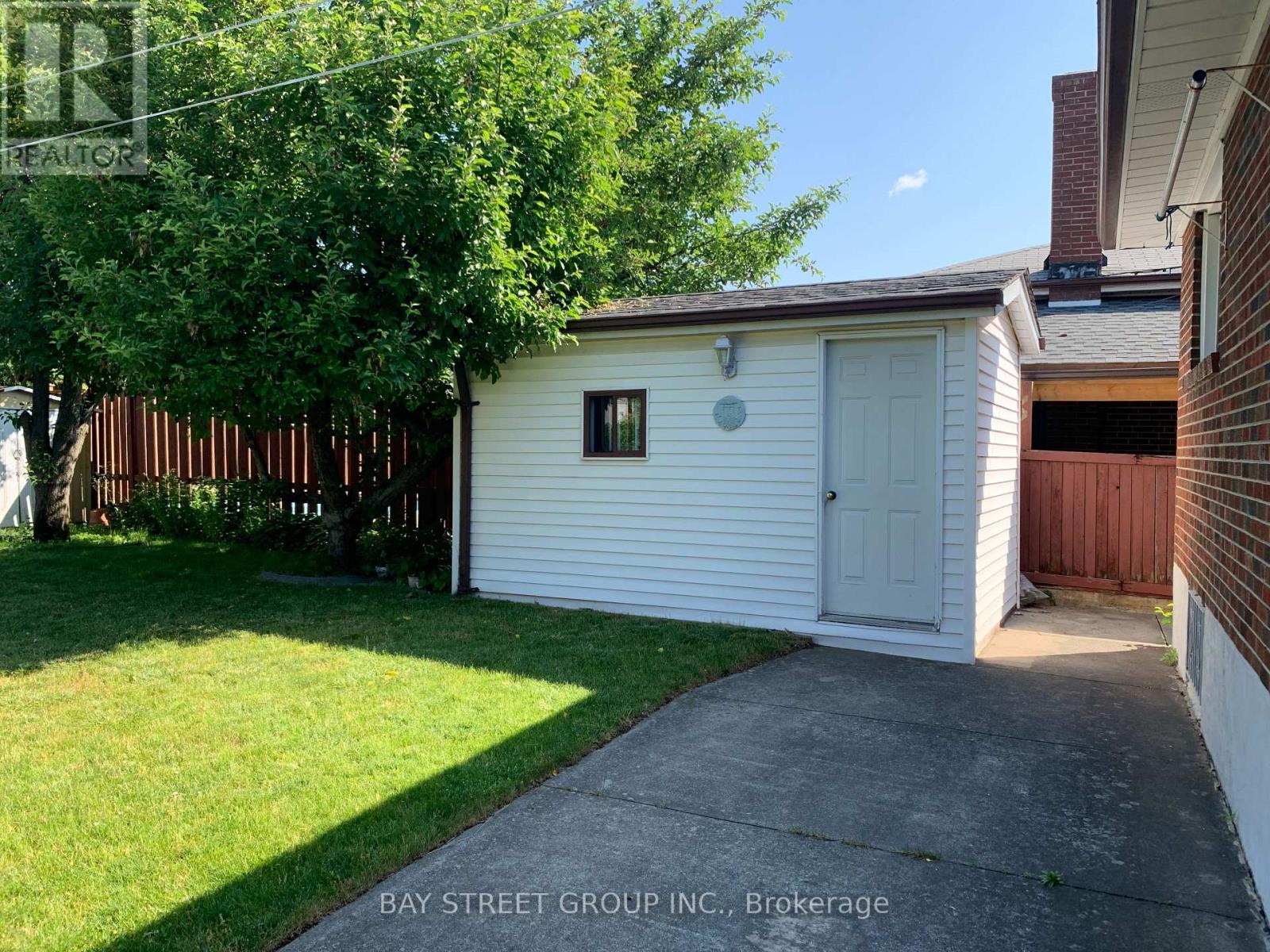 Main - 126 Cass Avenue, Toronto, Ontario  M1T 2B6 - Photo 5 - E12609162