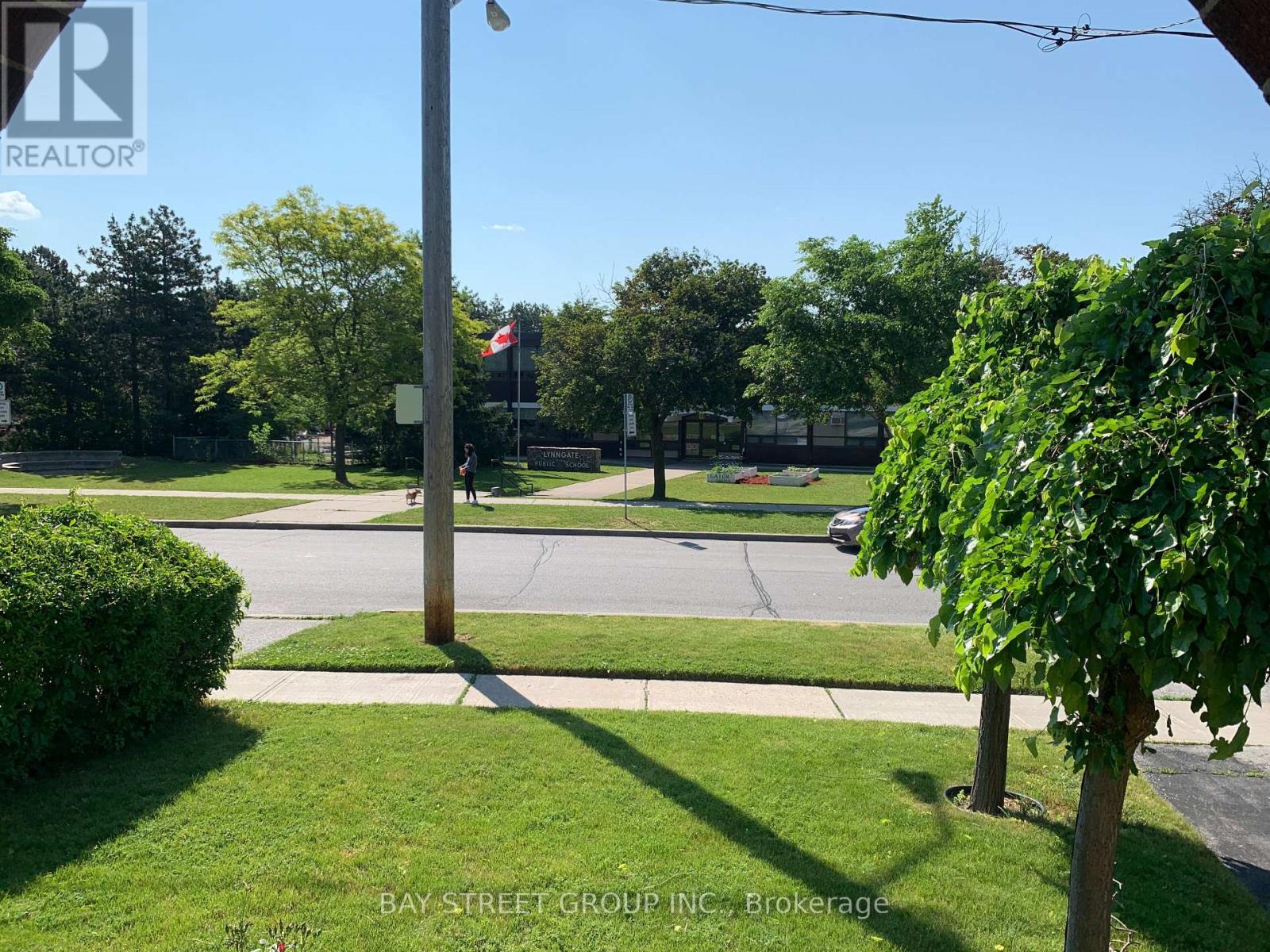 Main - 126 Cass Avenue, Toronto, Ontario  M1T 2B6 - Photo 8 - E12609162