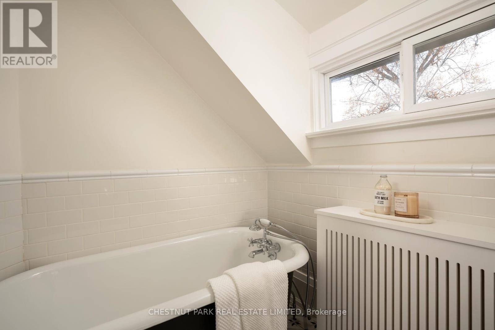 35 Weybourne Crescent, Toronto, Ontario  M4N 2R4 - Photo 37 - C12581708