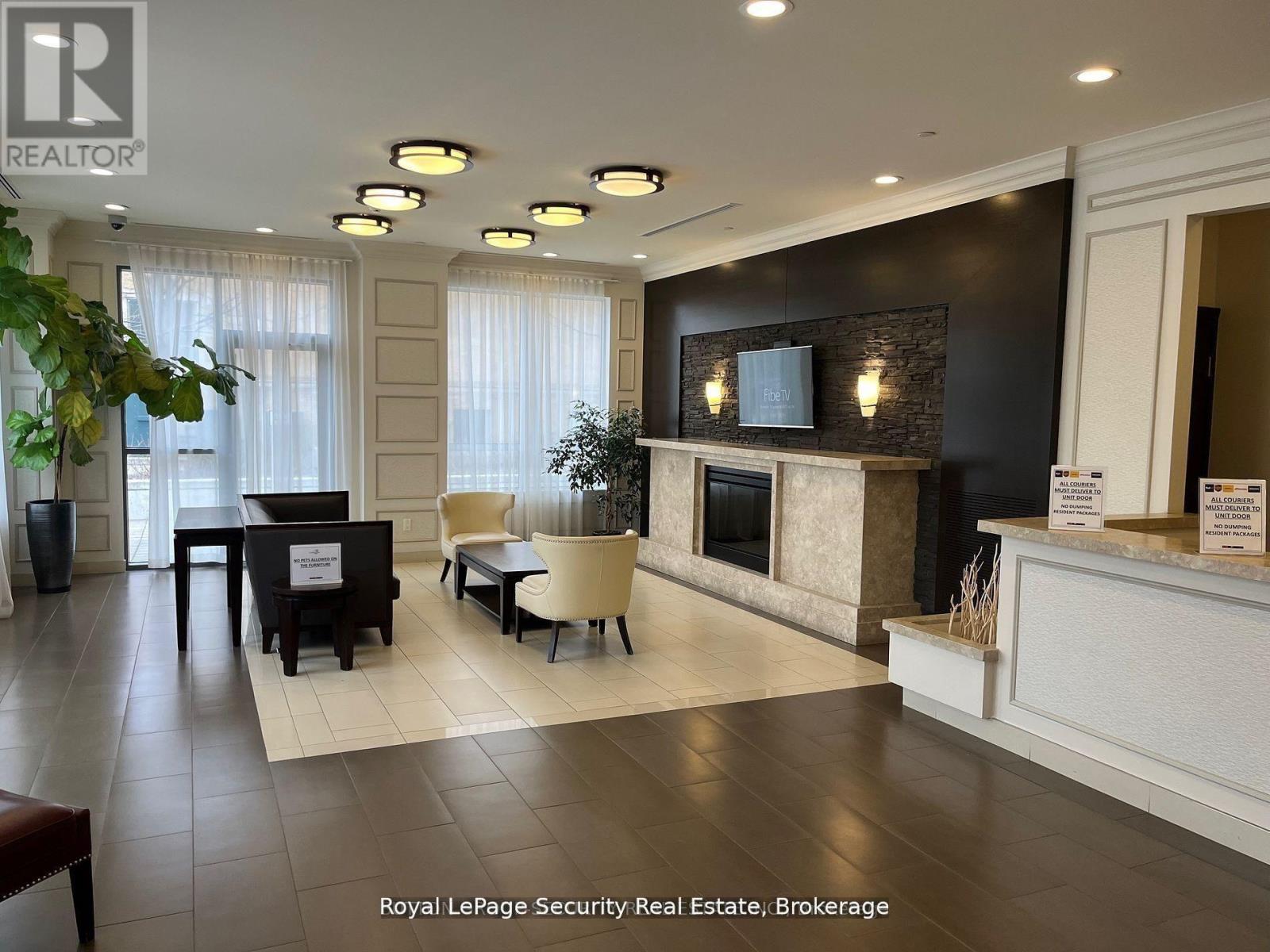 Ph4 - 35 Saranac Boulevard, Toronto (Englemount-Lawrence), Ontario  M6A 2G4 - Photo 14 - C12593468