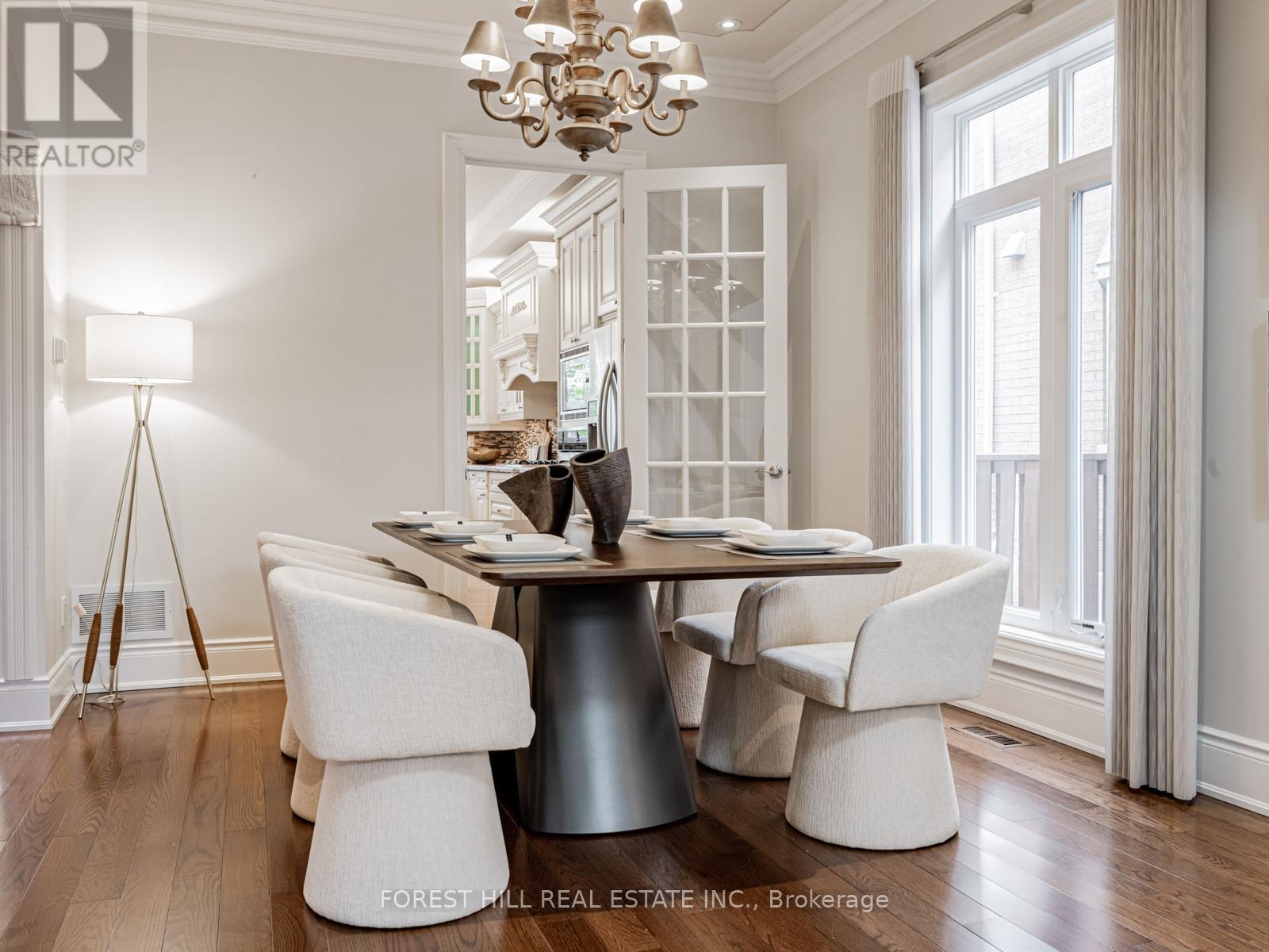 6 Terrace Avenue, Toronto, Ontario  M2R 1E9 - Photo 1 - C12608778